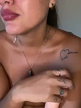 fenixgre online show from December 2024 08:36:02 PM