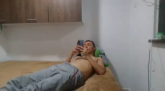 axeldaviid online show from March 2025 01:48:01 AM