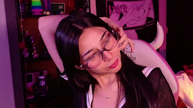 Snapshot of amber_yull chatting on June 2026 01:19:02 AM amber yull online show from June 2026 01:19:02 AM