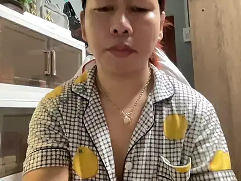 Snapshot of UrLove_Marga chatting on January 2026 10:35:01 PM UrLove Marga online show from January 2026 10:35:01 PM