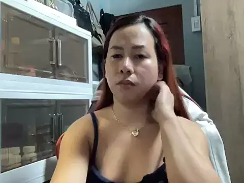 Snapshot of UrLove_Marga chatting on January 2026 10:48:02 PM UrLove Marga online show from January 2026 10:48:02 PM