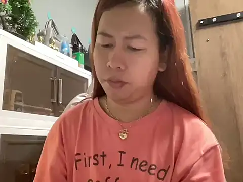 Snapshot of UrLove_Marga chatting on February 2026 10:17:01 PM UrLove Marga online show from February 2026 10:17:01 PM