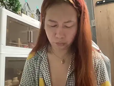 Snapshot of UrLove_Marga chatting on February 2026 10:41:02 PM UrLove Marga online show from February 2026 10:41:02 PM