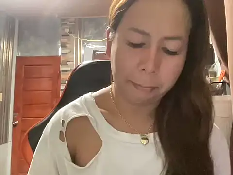 Snapshot of UrLove_Marga chatting on July 2026 10:56:02 PM UrLove Marga online show from July 2026 10:56:02 PM