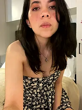 Snapshot of saori_10 chatting on December 2024 01:18:01 AM saori 10 online show from December 2024 01:18:01 AM