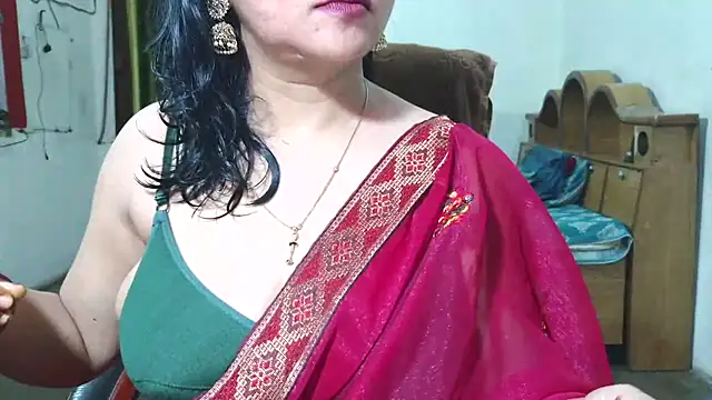 Cute Mahi22 online show from September 2025 05:53:01 AM