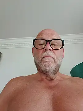 Tempted1973 online show from May 2026 05:16:02 AM