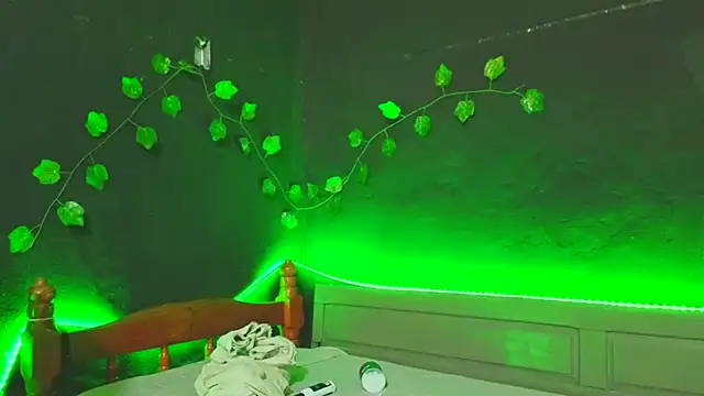 Snapshot of Carlafoxxx chatting on February 2025 02:26:01 PM Carlafoxxx online show from February 2025 02:26:01 PM