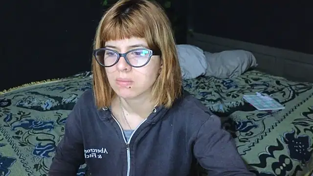 Snapshot of Carlafoxxx chatting on November 2025 02:28:01 PM Carlafoxxx online show from November 2025 02:28:01 PM