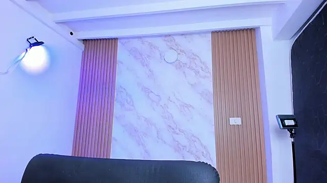 Megan blue7 online show from March 2025 05:34:02 PM