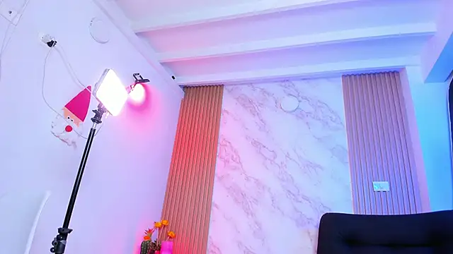 Megan blue7 online show from March 2025 02:44:01 PM