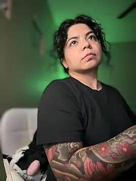 kimmiakiss22 online show from March 2025 03:33:01 AM