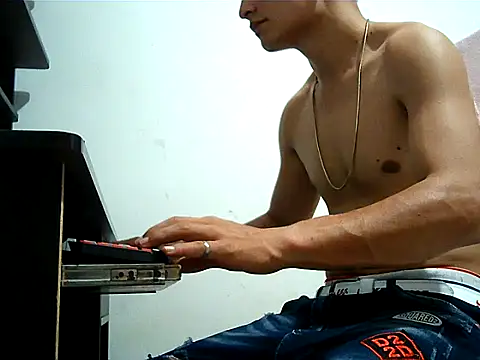 SHAT SEX online show from January 2026 12:32:01 PM