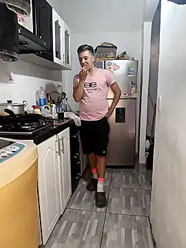 catire2323 online show from December 2024 06:16:01 PM