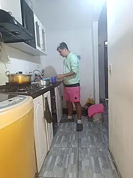 catire2323 online show from October 2025 08:37:02 PM