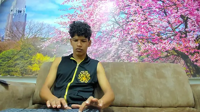 BvlgarVoyss online show from November 2025 07:13:01 PM