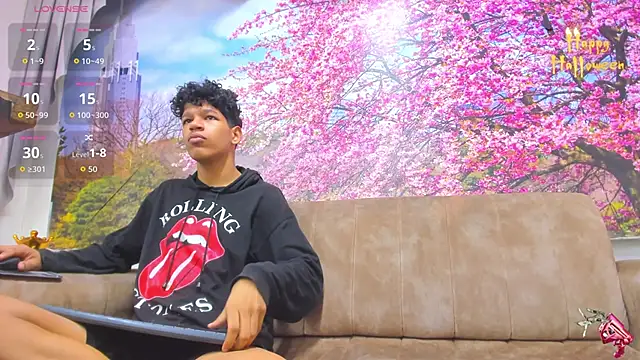 BvlgarVoyss online show from November 2025 05:42:01 PM