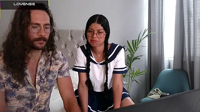 mini kunis online show from November 2025 03:17:02 PM