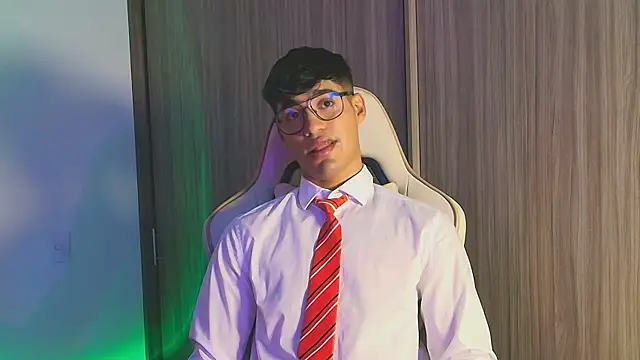 Jimmy Leeh  online show from October 2025 03:32:02 AM