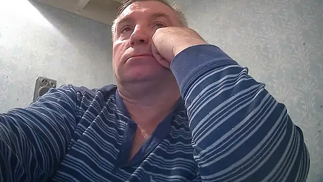 Snapshot of GYurmoka70 chatting on October 2025 08:07:02 PM GYurmoka70 online show from October 2025 08:07:02 PM