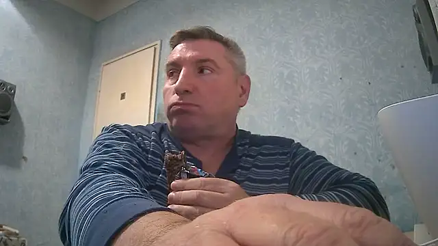 Snapshot of GYurmoka70 chatting on October 2025 08:50:02 PM GYurmoka70 online show from October 2025 08:50:02 PM