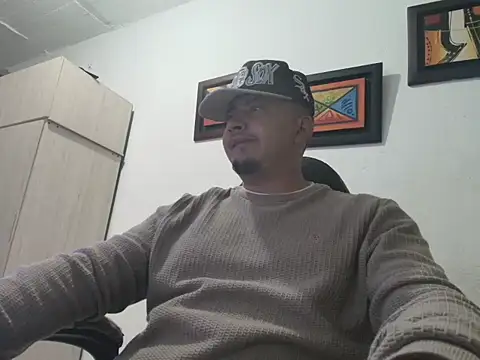 myke andrade online show from October 2025 02:48:02 AM