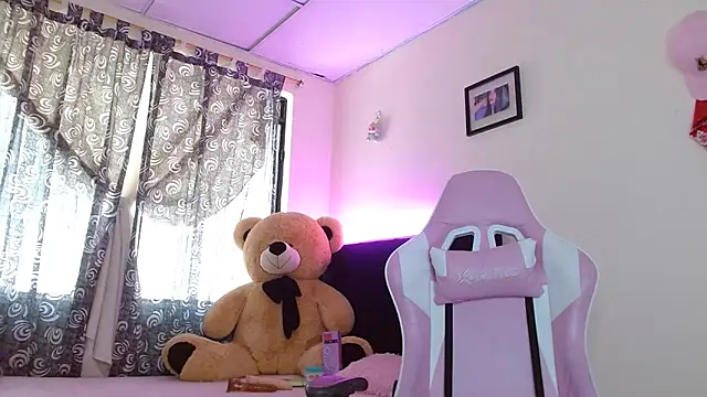 Dakota bumm online show from September 2025 06:41:02 PM