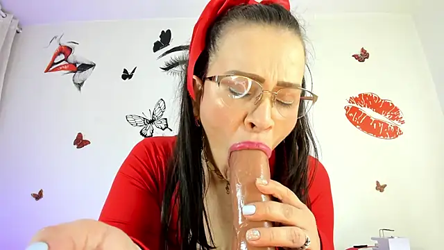 selena369 online show from February 2025 04:43:02 PM