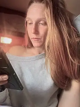 GoldenFlameGoddess online show from March 2025 01:05:01 AM