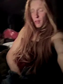 GoldenFlameGoddess online show from December 2025 03:01:01 AM