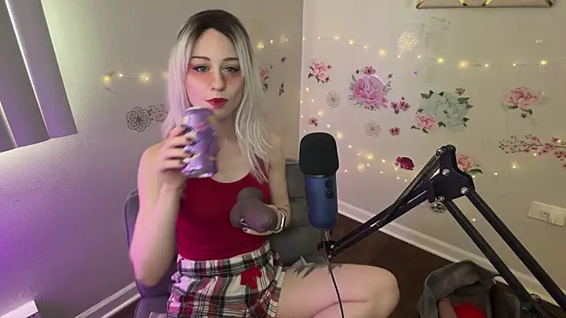 Starr1123 online show from July 2026 08:15:02 PM