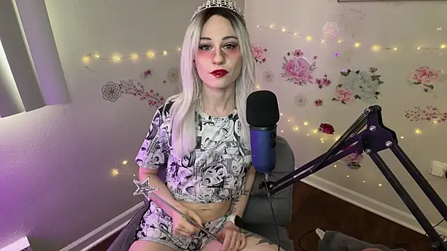 Starr1123 online show from July 2026 07:27:02 PM
