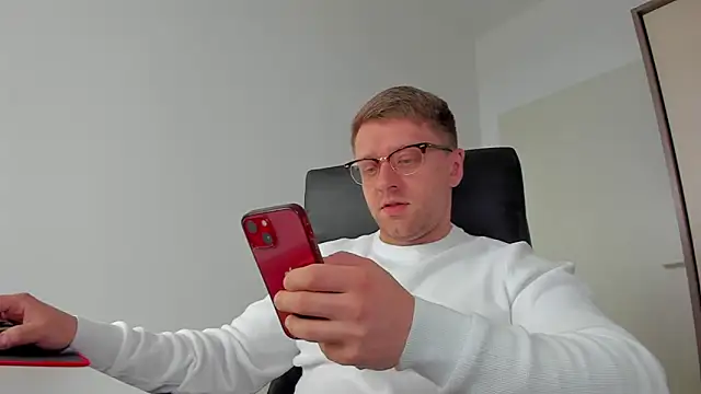 Findom guy online show from March 2025 09:31:02 AM