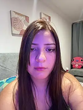 Snapshot of Zoe_Lennoxx chatting on June 2026 11:31:01 PM Zoe Lennoxx online show from June 2026 11:31:01 PM