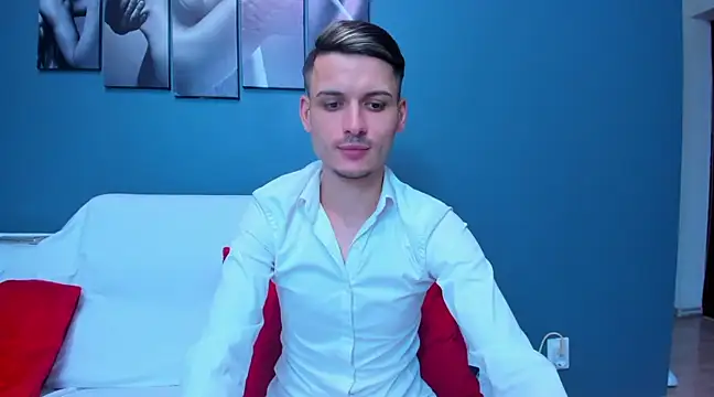 andboyfor6 online show from February 2025 12:37:02 PM