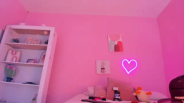 Sophiietaylor online show from March 2025 11:50:02 PM