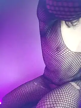 Victor-and-shelly online show from September 2025 06:57:01 PM