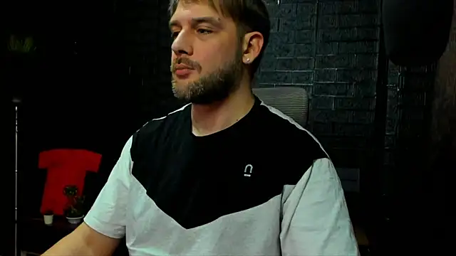 LexXHardy online show from March 2025 08:01:02 PM