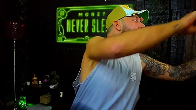 LexXHardy online show from October 2025 08:34:02 AM