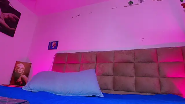 Snapshot of _sex_mia chatting on September 2025 07:15:01 PM sex mia online show from September 2025 07:15:01 PM