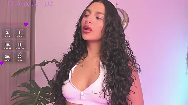 Snapshot of Anngel_1 chatting on February 2025 10:25:02 PM Anngel 1 online show from February 2025 10:25:02 PM