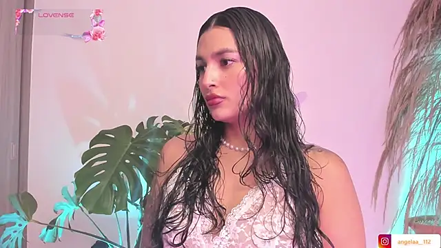 Snapshot of Anngel_1 chatting on October 2025 05:13:02 PM Anngel 1 online show from October 2025 05:13:02 PM