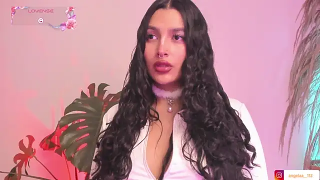 Snapshot of Anngel_1 chatting on November 2025 03:45:02 PM Anngel 1 online show from November 2025 03:45:02 PM