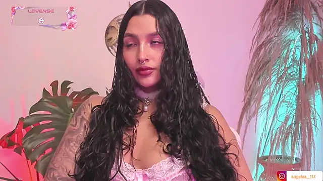 Snapshot of Anngel_1 chatting on November 2025 04:29:02 PM Anngel 1 online show from November 2025 04:29:02 PM