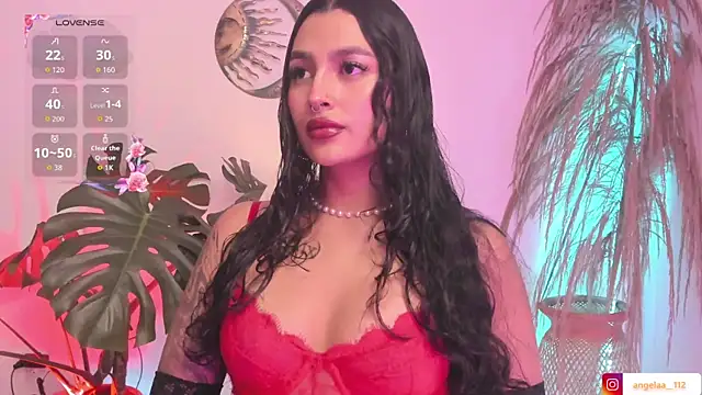 Snapshot of Anngel_1 chatting on December 2025 02:04:02 PM Anngel 1 online show from December 2025 02:04:02 PM