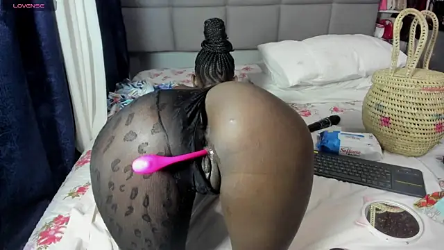 suhaila suus online show from March 2026 01:12:02 AM