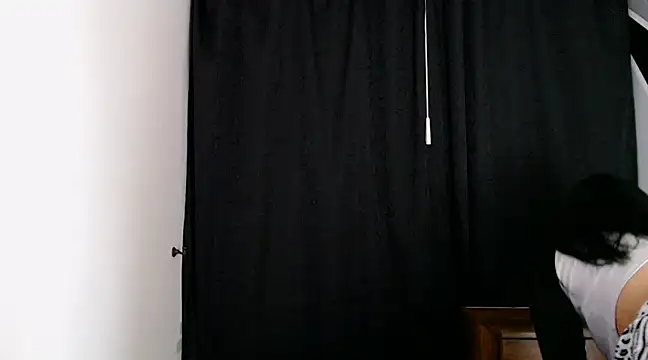 Isa Maiden1 online show from March 2025 09:48:02 PM