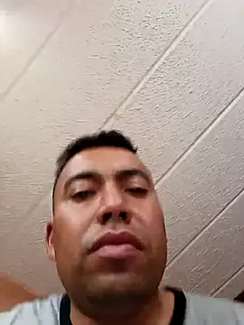 Diego leon27 online show from September 2025 01:56:01 PM