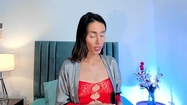 Nina Cavaali online show from December 2024 09:26:02 PM