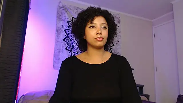 Snapshot of michell_bling1 chatting on January 2025 03:09:01 AM michell bling1 online show from January 2025 03:09:01 AM